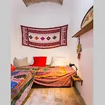 Casa Do Levante Tatil Evi Olhão